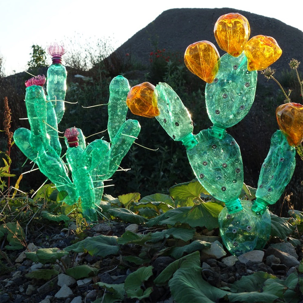 Pet şişenin sanata dönüşen hali: Veronika Richterová ve heykelleri