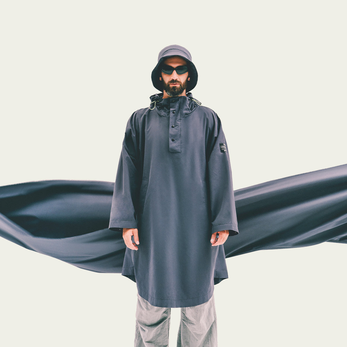 Antracite Raincoat