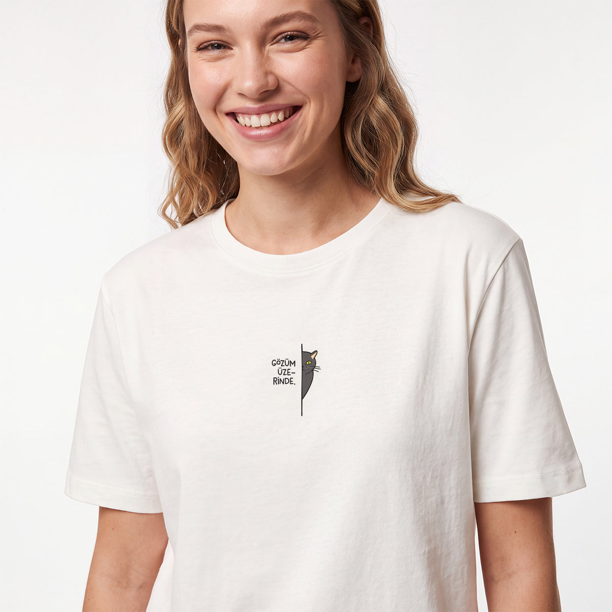 Gözüm Üzerinde T-shirts