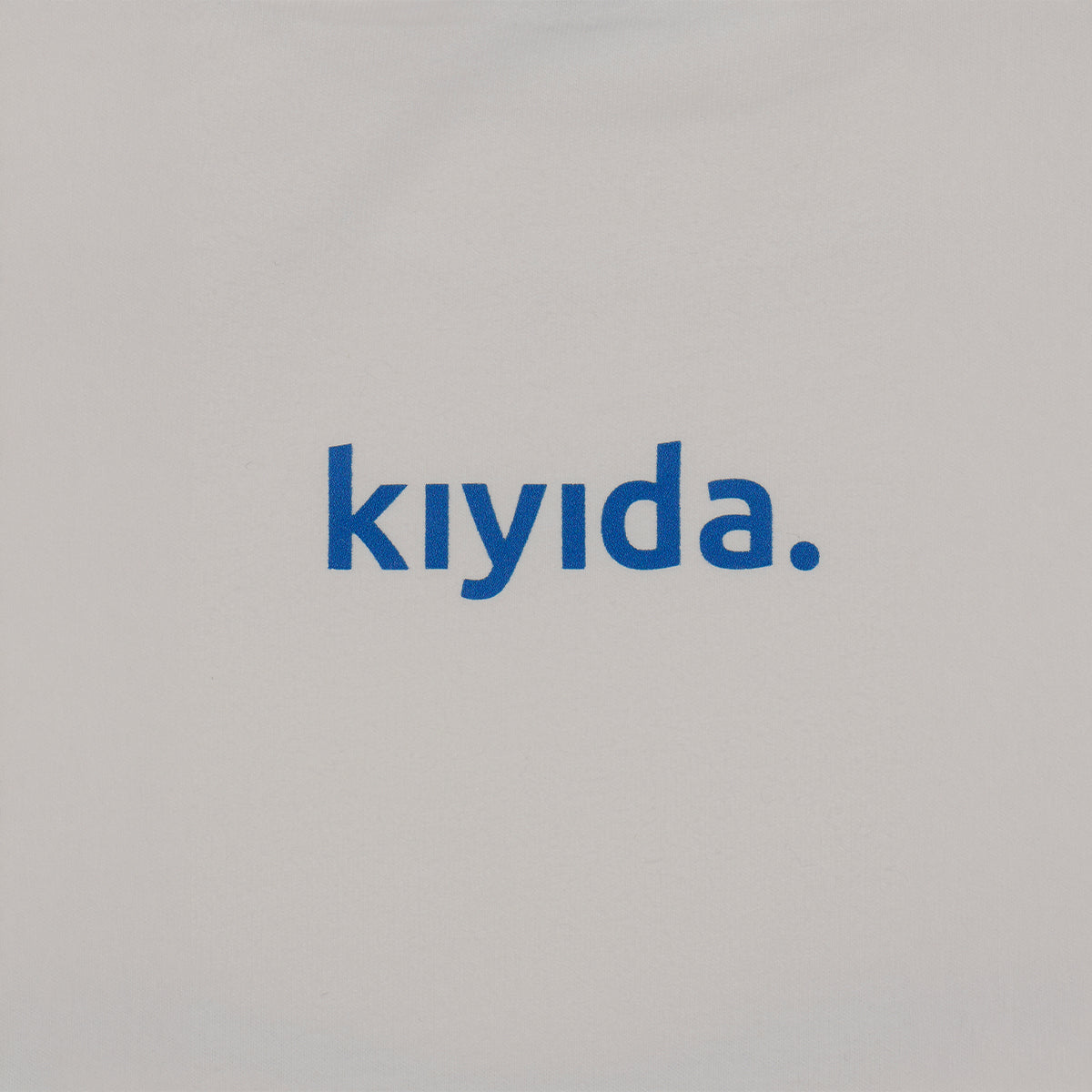 Kıyıda Gri T-shirt